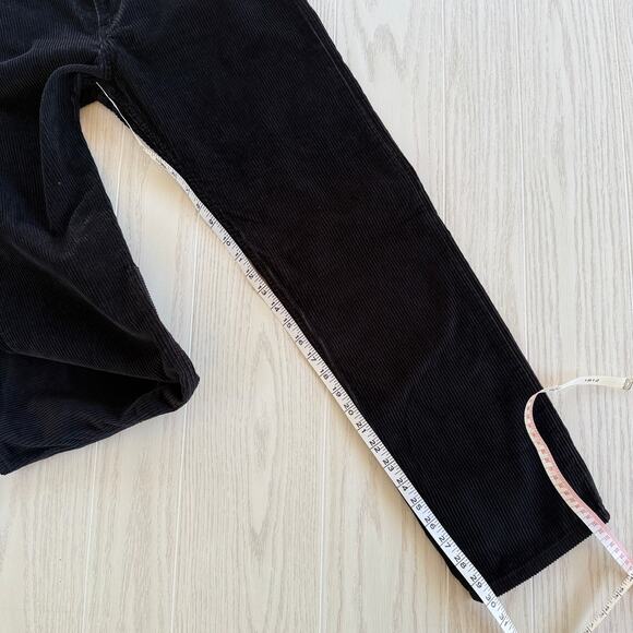 Levi’s Men’s 30x30 Black Corduroy Ankle Pants - Picture 5 of 6